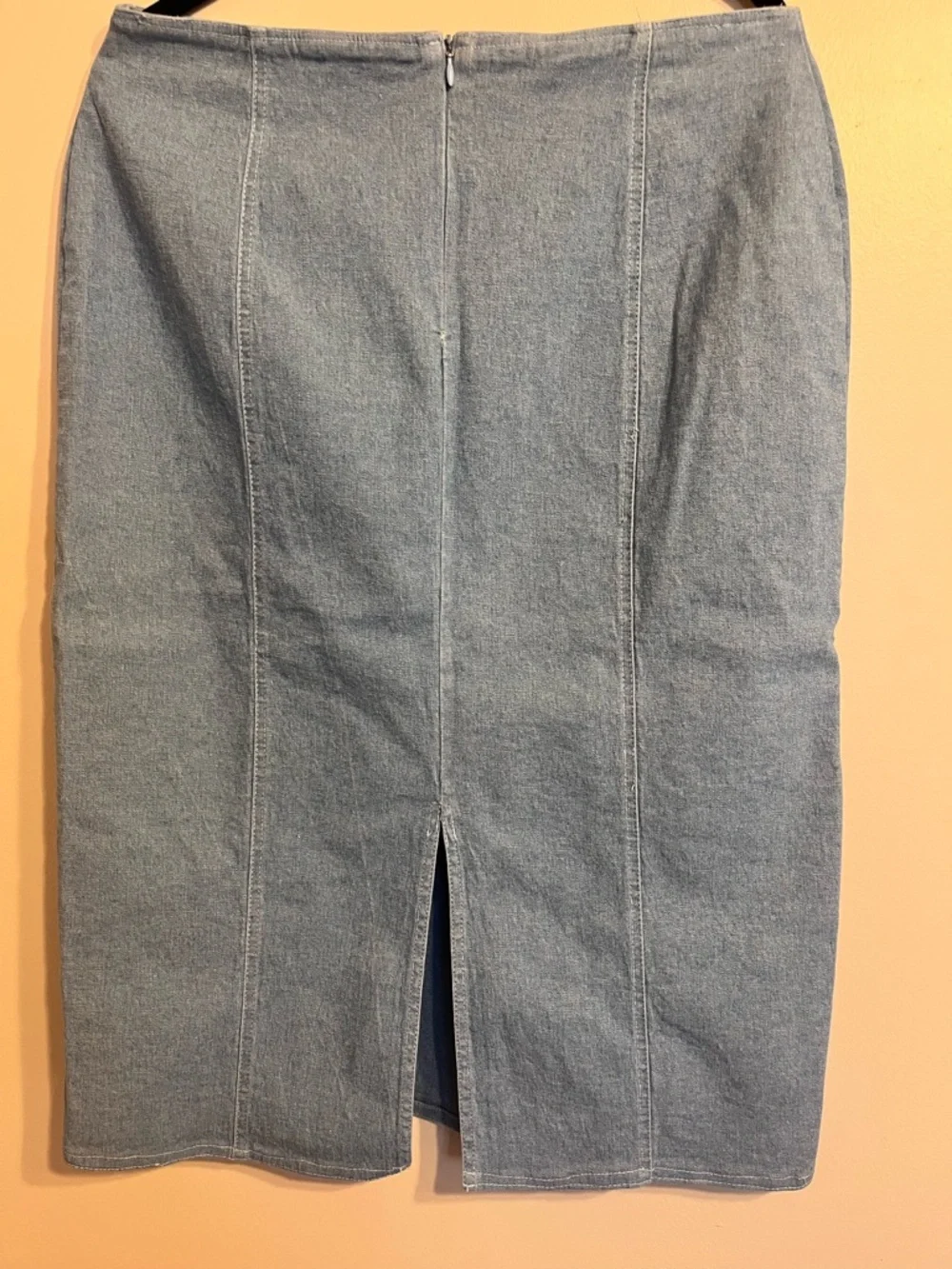 Vintage Denim Midi Skirt with Floral Embroidery - Picture 2 of 5